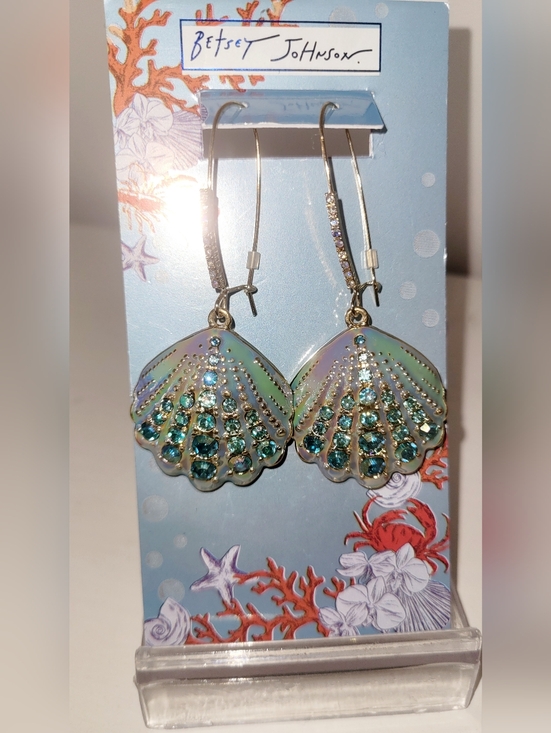 Betsey Johnson Jewelry - Betsey Johnson Iridescent Green & Aqua Shell Drop Earrings